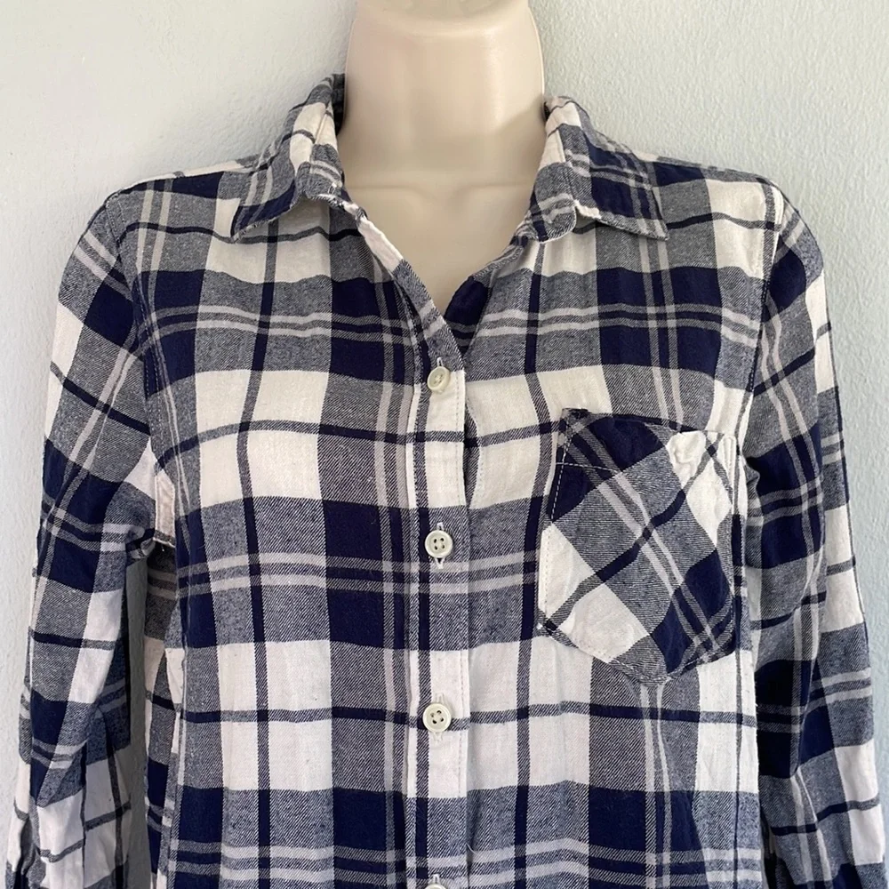 Old Navy blue white classic plaid flannel button down shirt size small - Picture 3 of 8